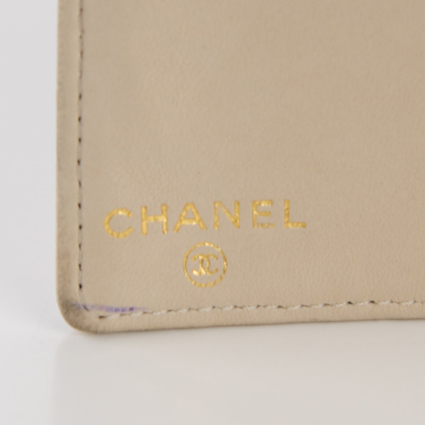 Caviar CC French Wallet White