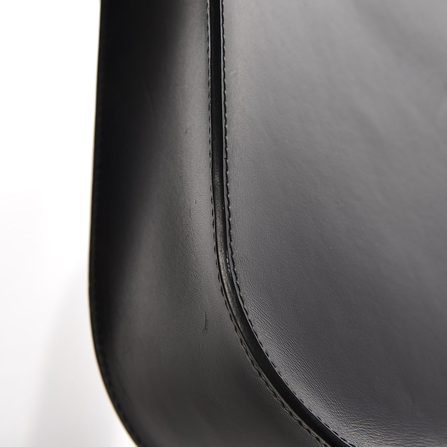 Vache Hunter Evelyne Sellier 29 PM Black