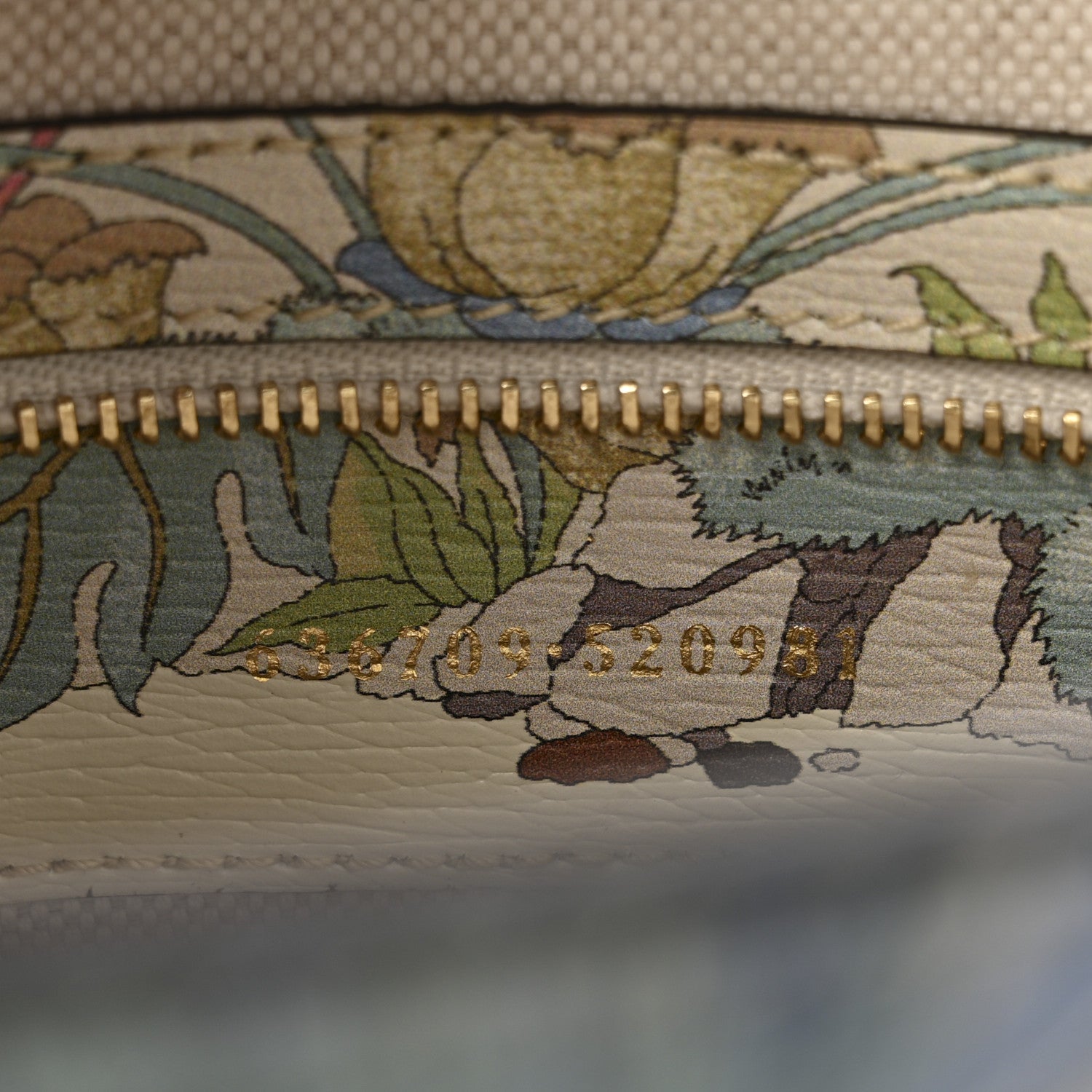 Gucci New Shangai Calfskin Tiger Savanah Small Jackie 1961 Hobo Chalky White Multicolor 7 of 12