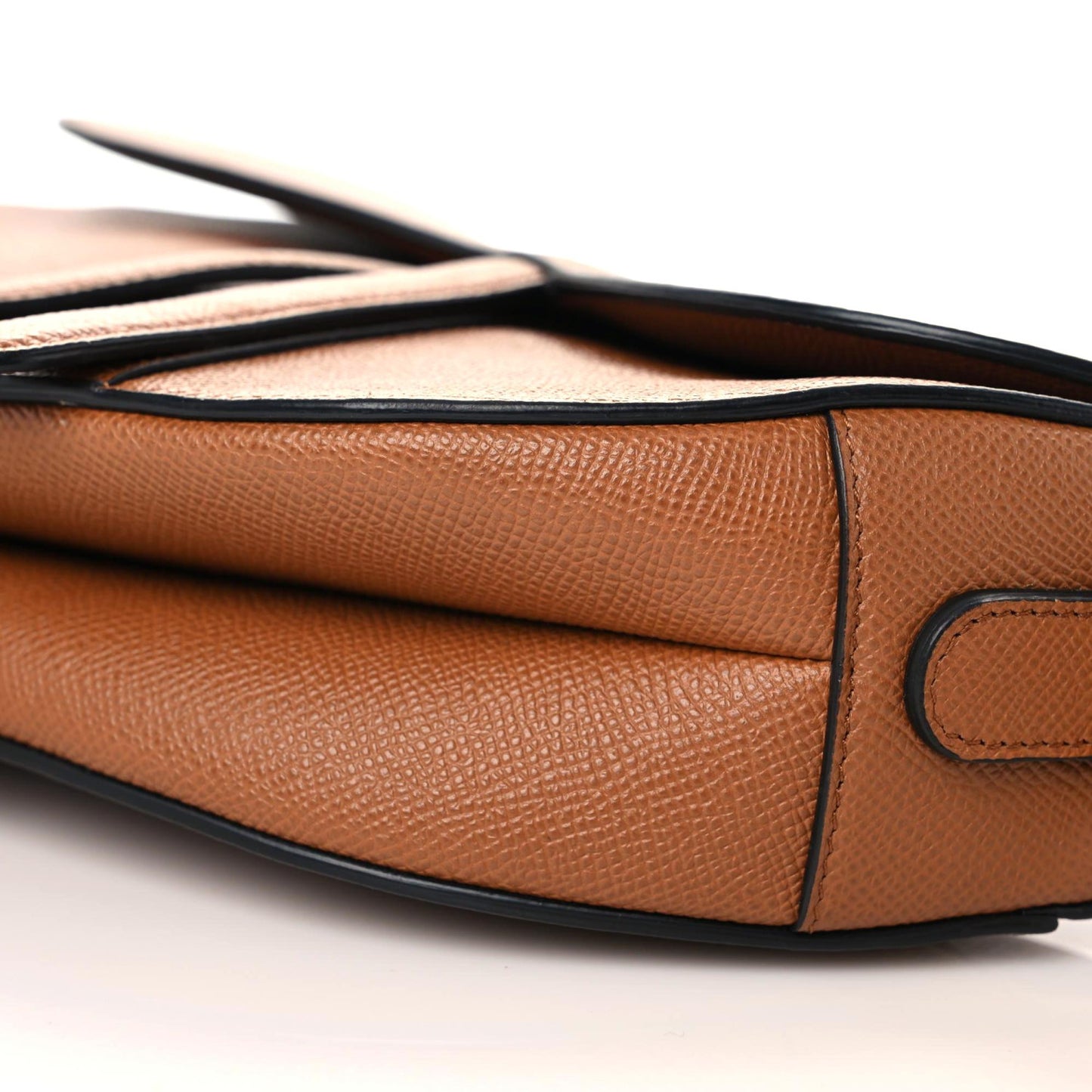 Grained Calfskin Saddle Bag Camello