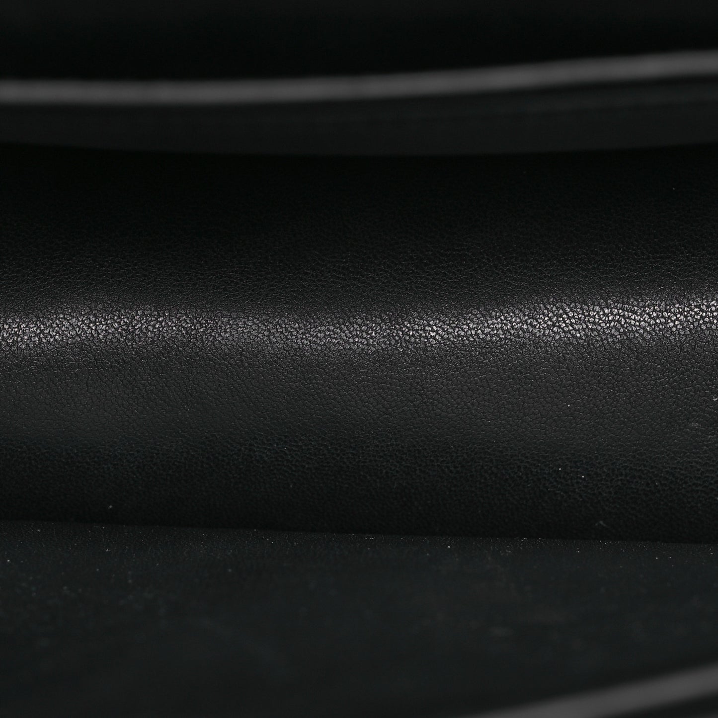 Calfskin Quilted Medium New Gancini Shoulder Bag Black