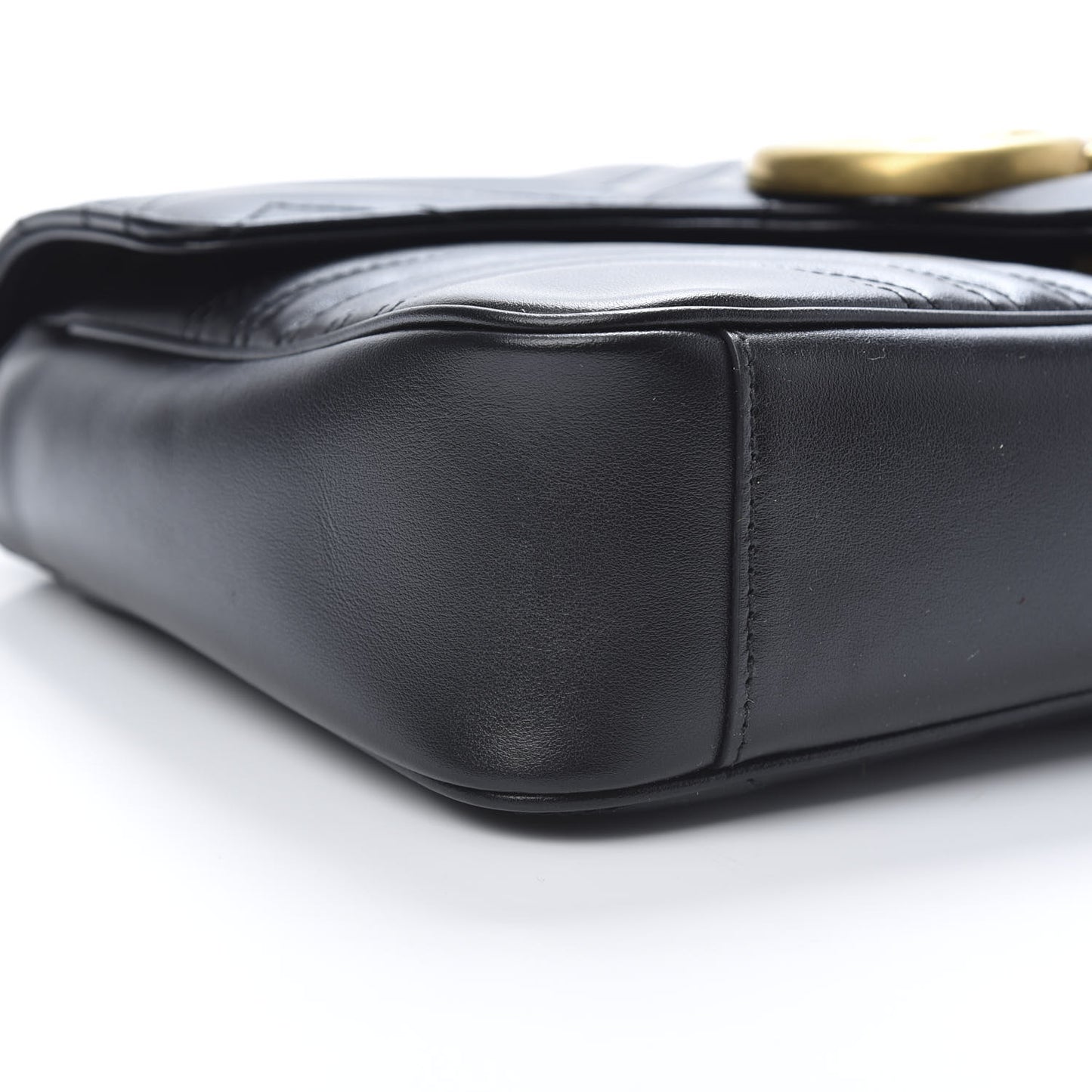 Calfskin Matelasse Medium GG Marmont Shoulder Bag Black