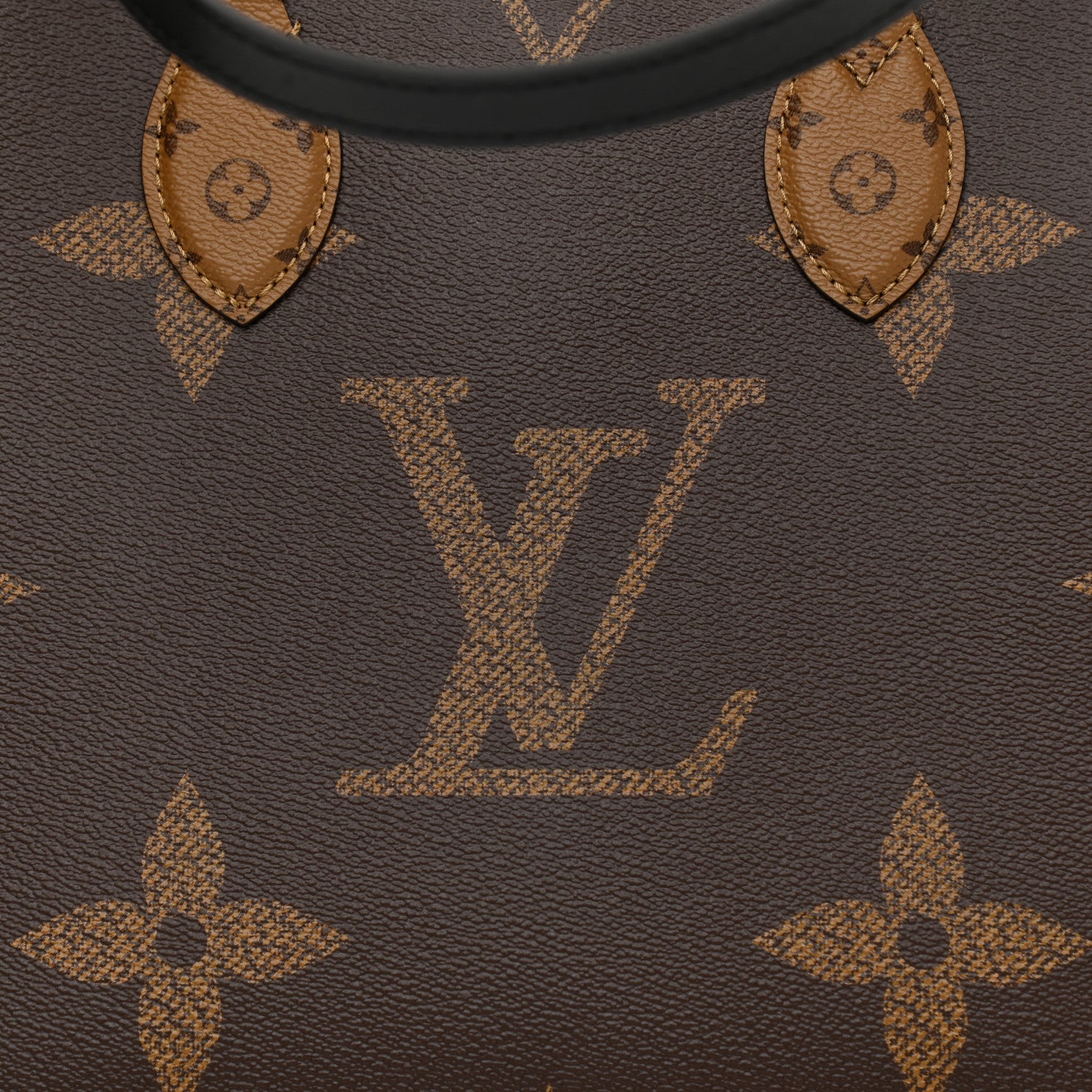 Louis Vuitton Reverse Monogram Giant Onthego MM 7 of 10
