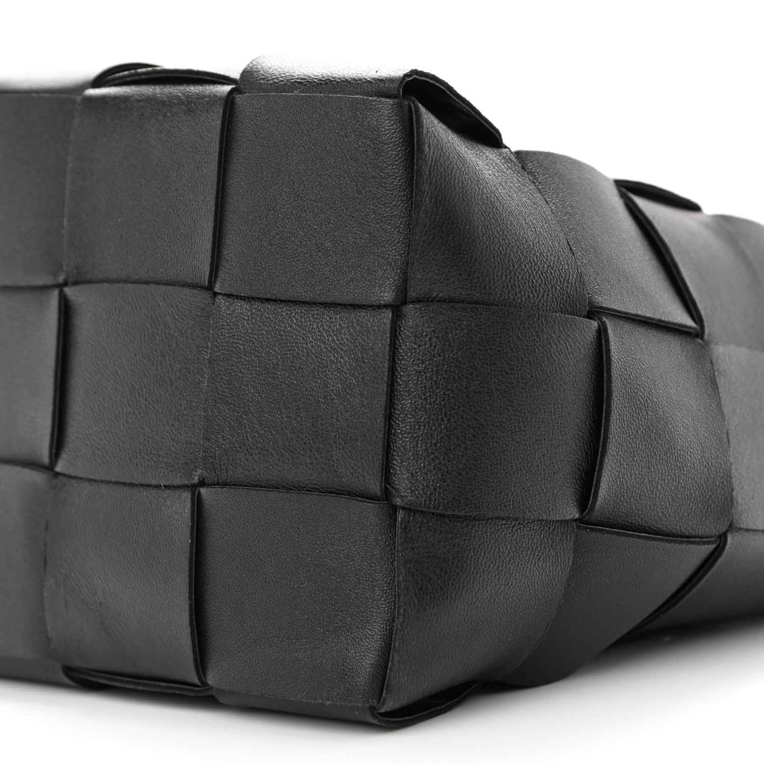 Bottega Veneta Nappa Maxi Intrecciato Cassette Bucket Bag Black 6 of 10