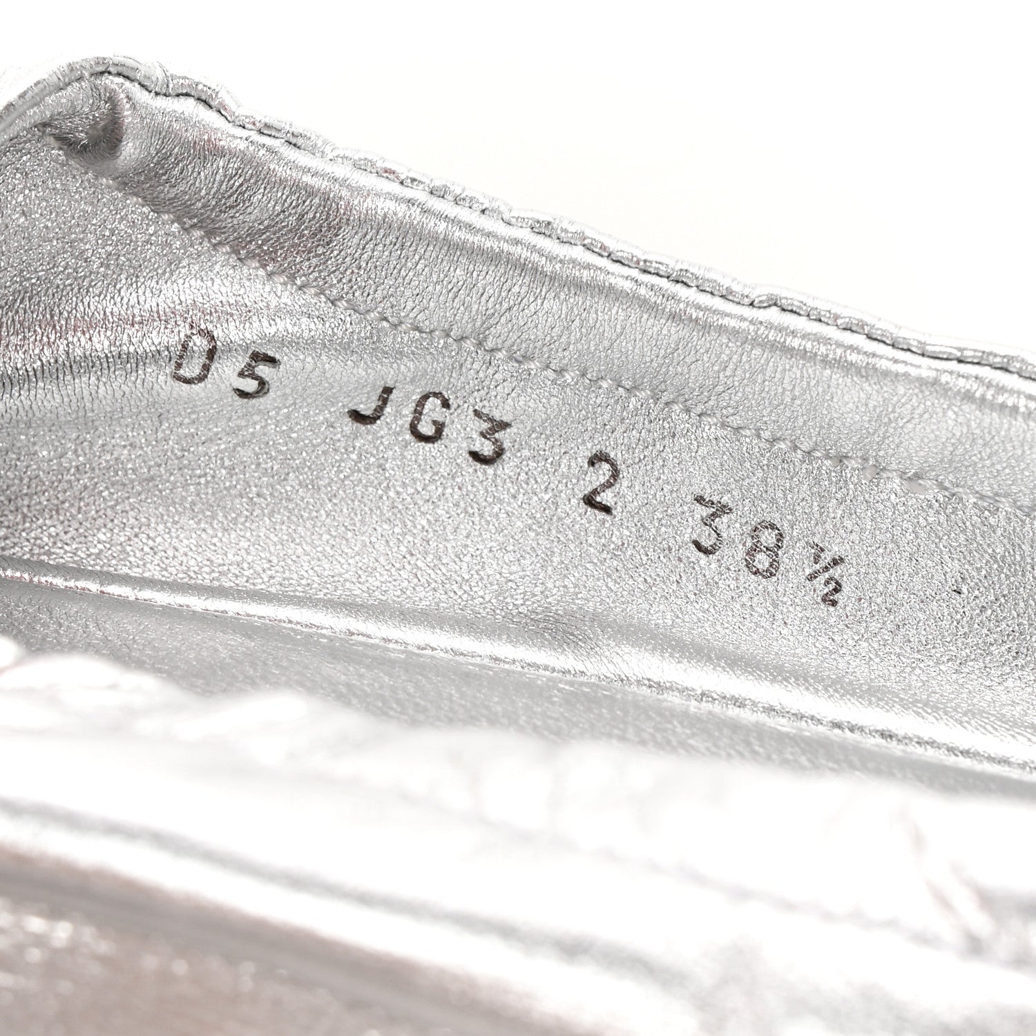 Valentino Garavani Metallic Calfskin Bow Ballerina Flats 38.5 Silver 9 of 10