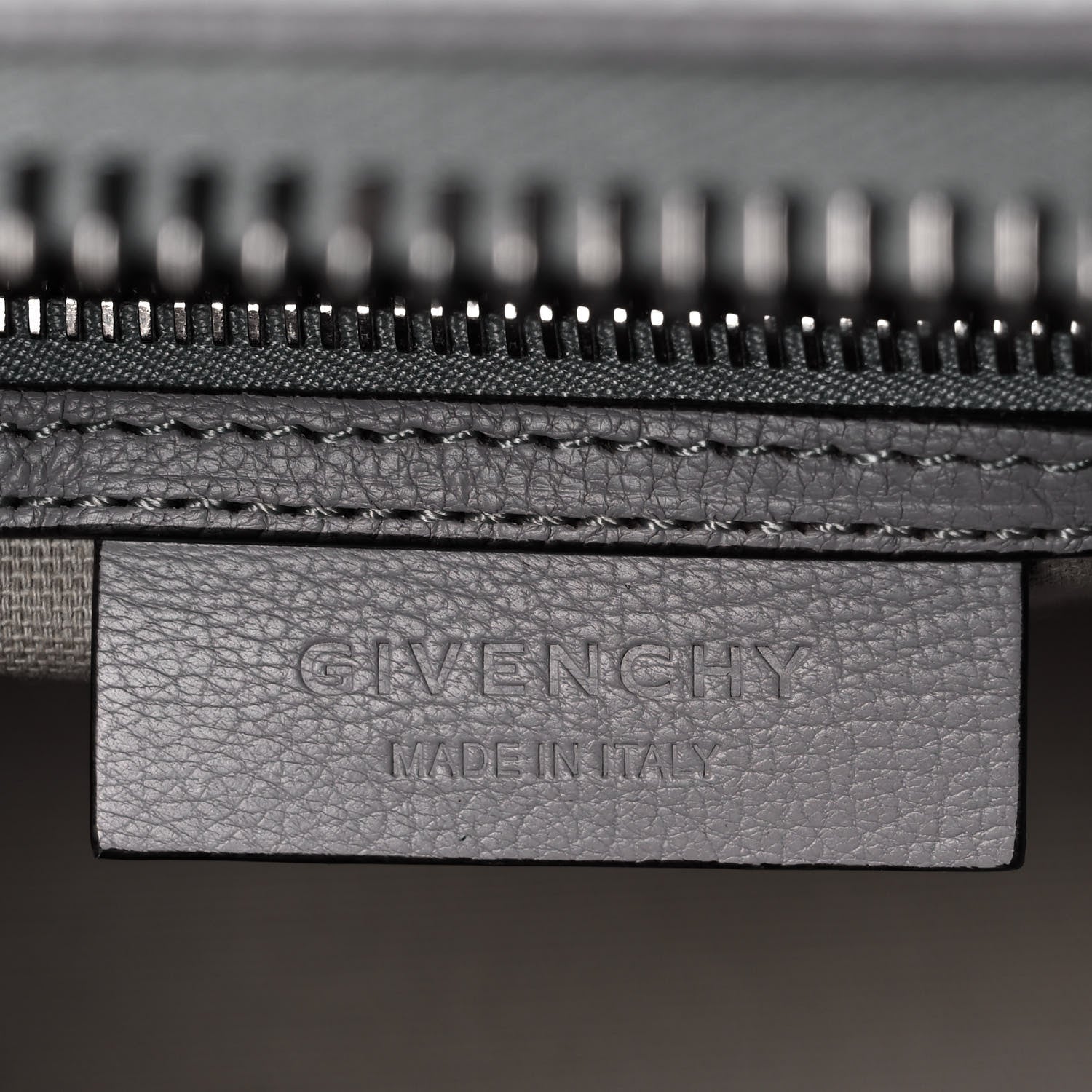 Givenchy Sugar Goatskin Small Antigona Pearl Grey 6 of 9