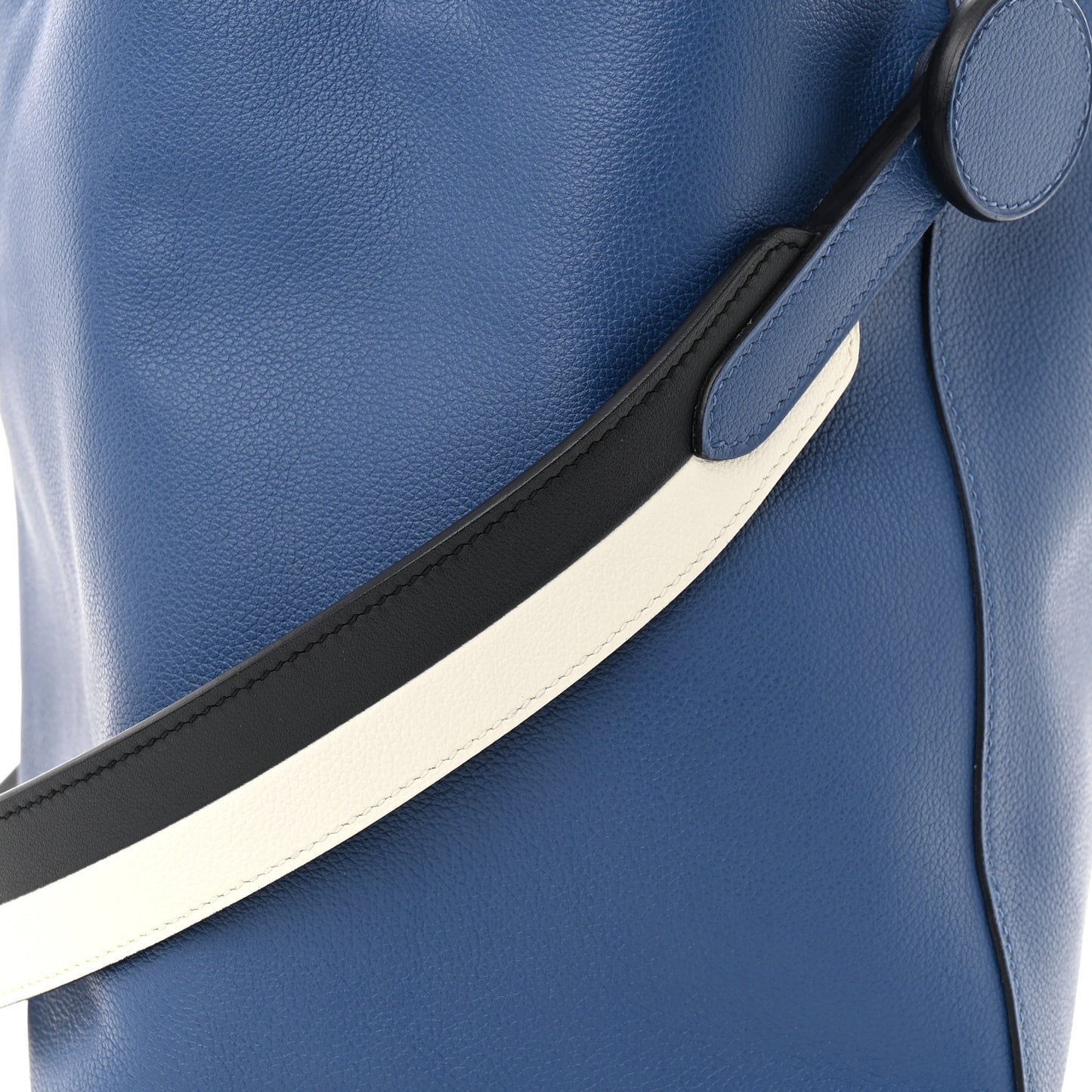 Evercolor Swift Sac Licol 17 Bleu Brighton White Black
