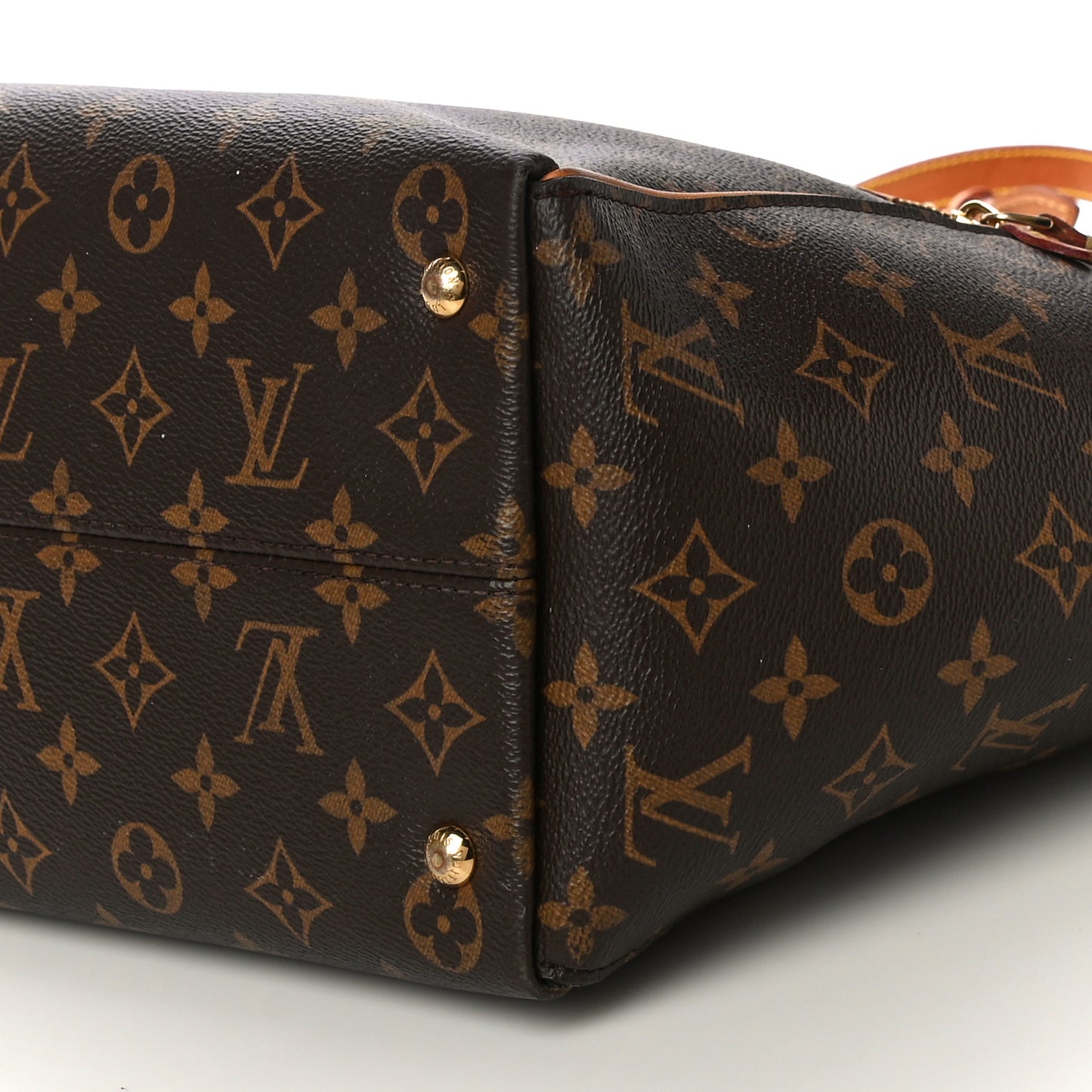Monogram Tournelle MM