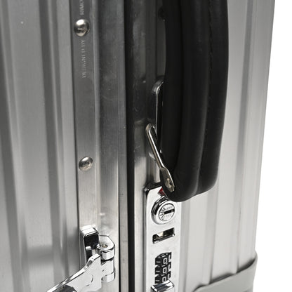 Rimowa Aluminum Classic Flight Cabin Silver 18 of 18