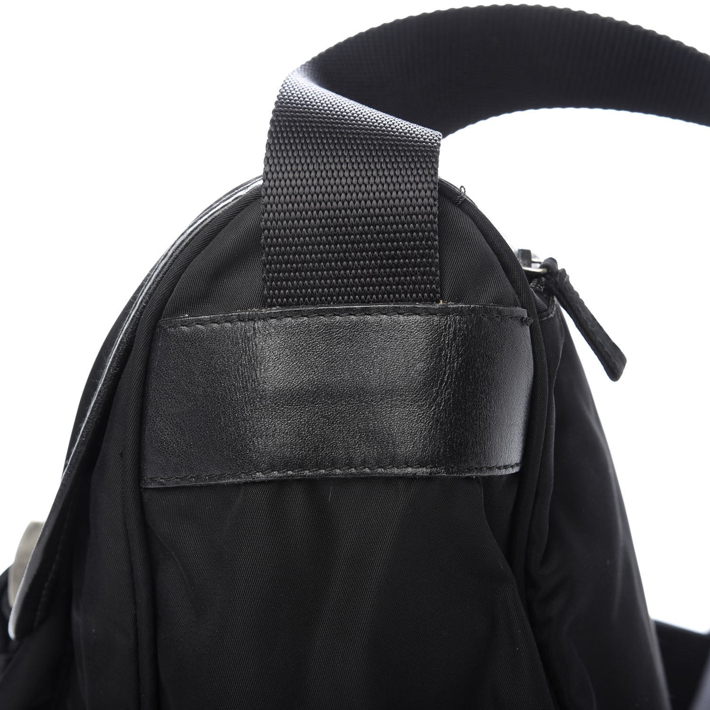 Nylon Vela Messenger Bag Black