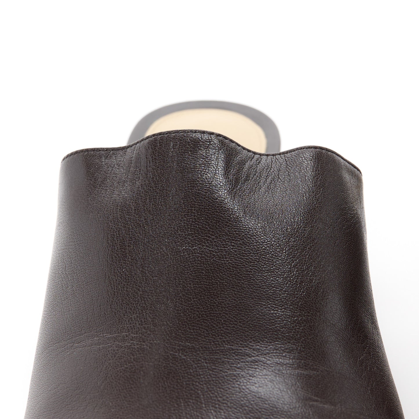 Lambskin Stretch Lounge Sandals 39 Fondant