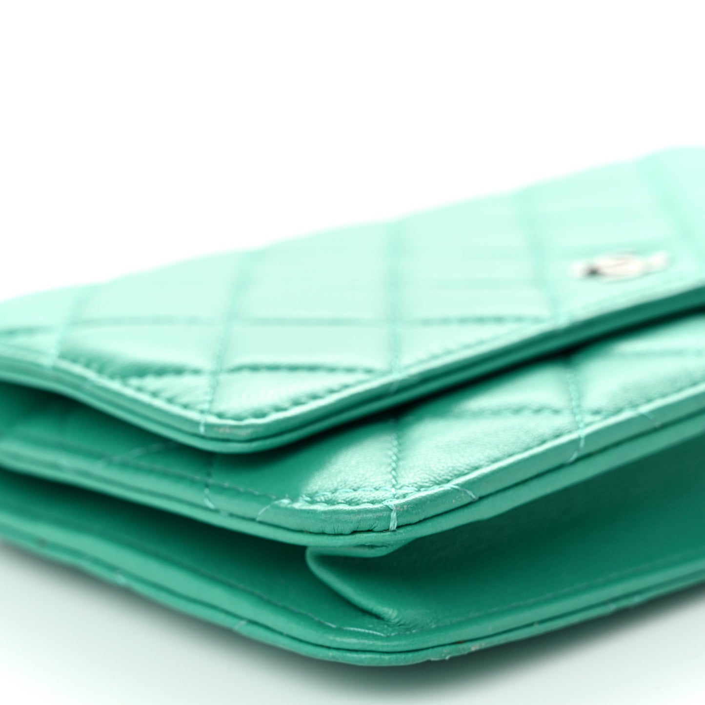 Lambskin Quilted Wallet On Chain WOC Green