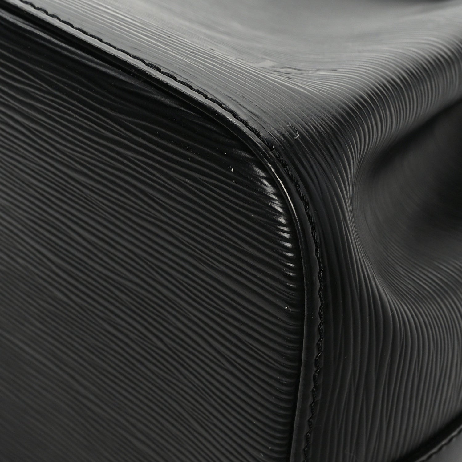 Louis Vuitton Epi Petit Noe Black 8 of 10