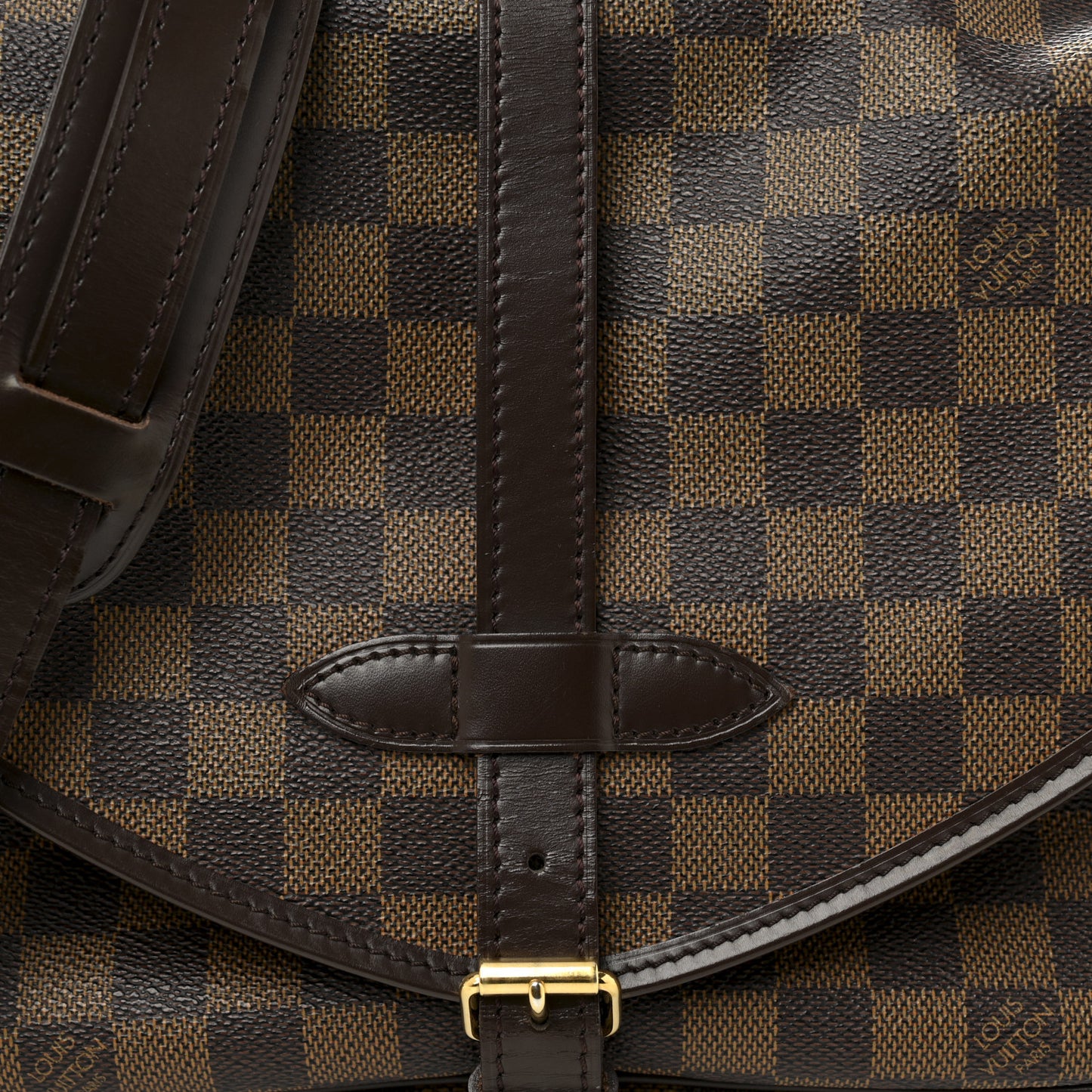 Damier Ebene Saumur 30