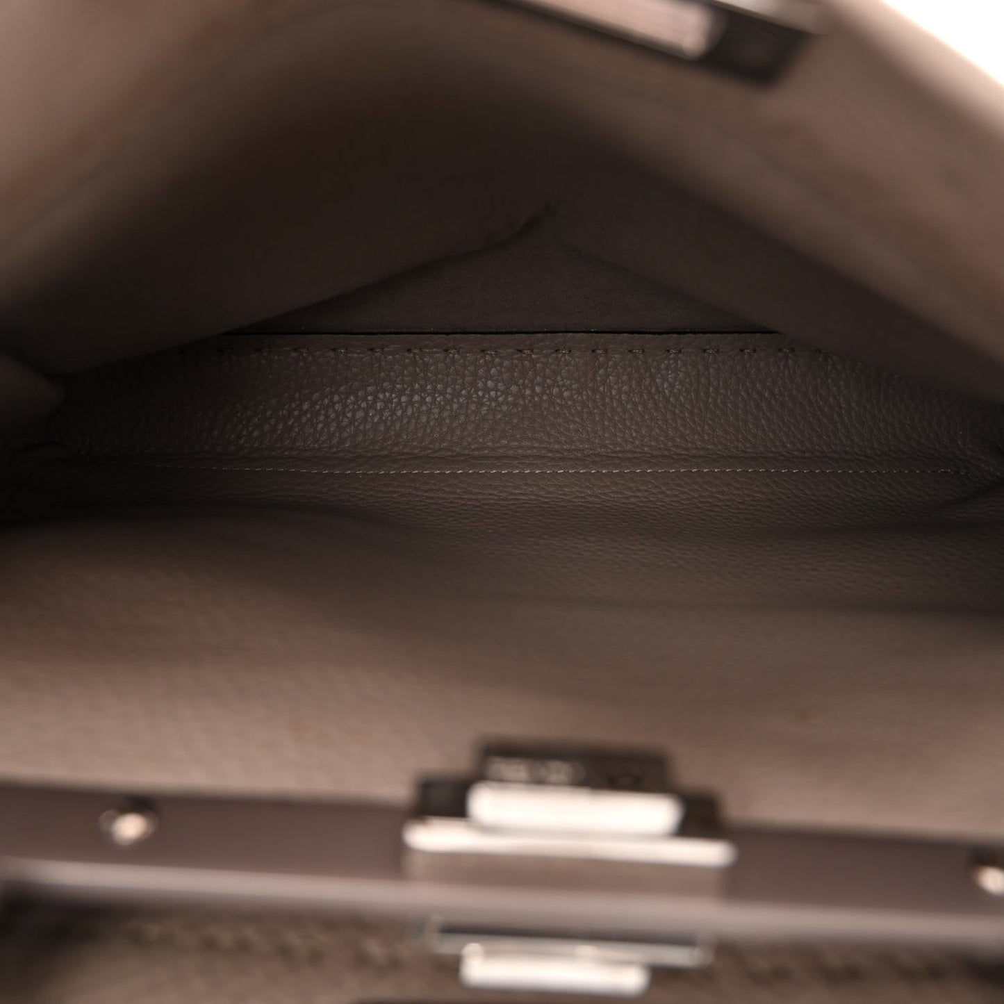 Cuoio Romano Selleria Medium Peekaboo Iconic Satchel Corda