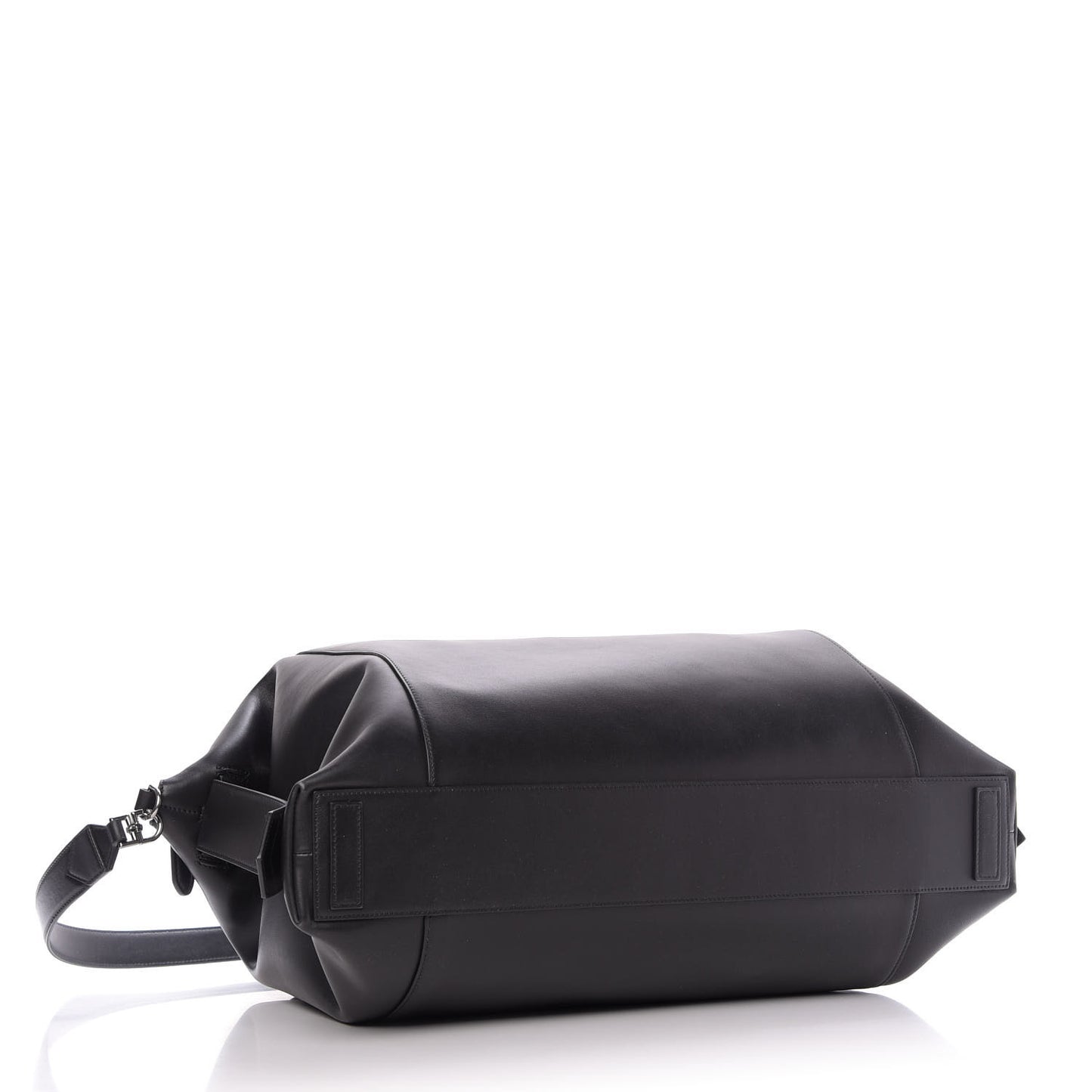 Smooth Calfskin Large Soft Antigona Black