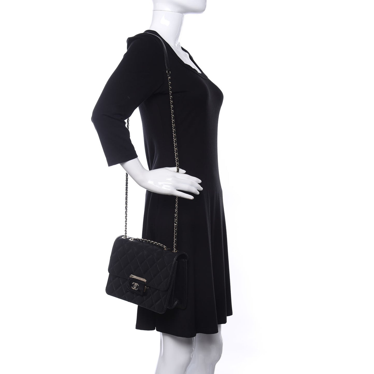 Sheepskin Quilted Beauty Lock Flap Black