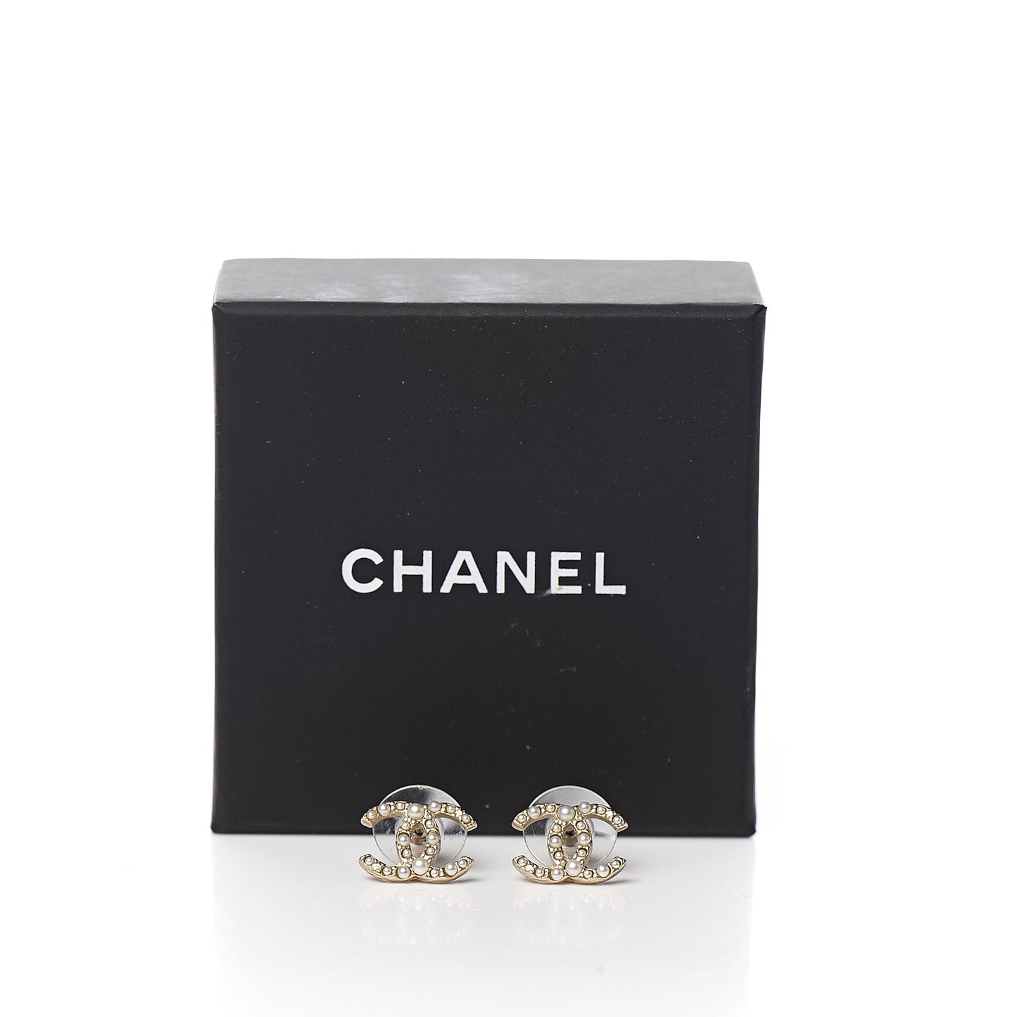 Pearl CC Earrings Gold
