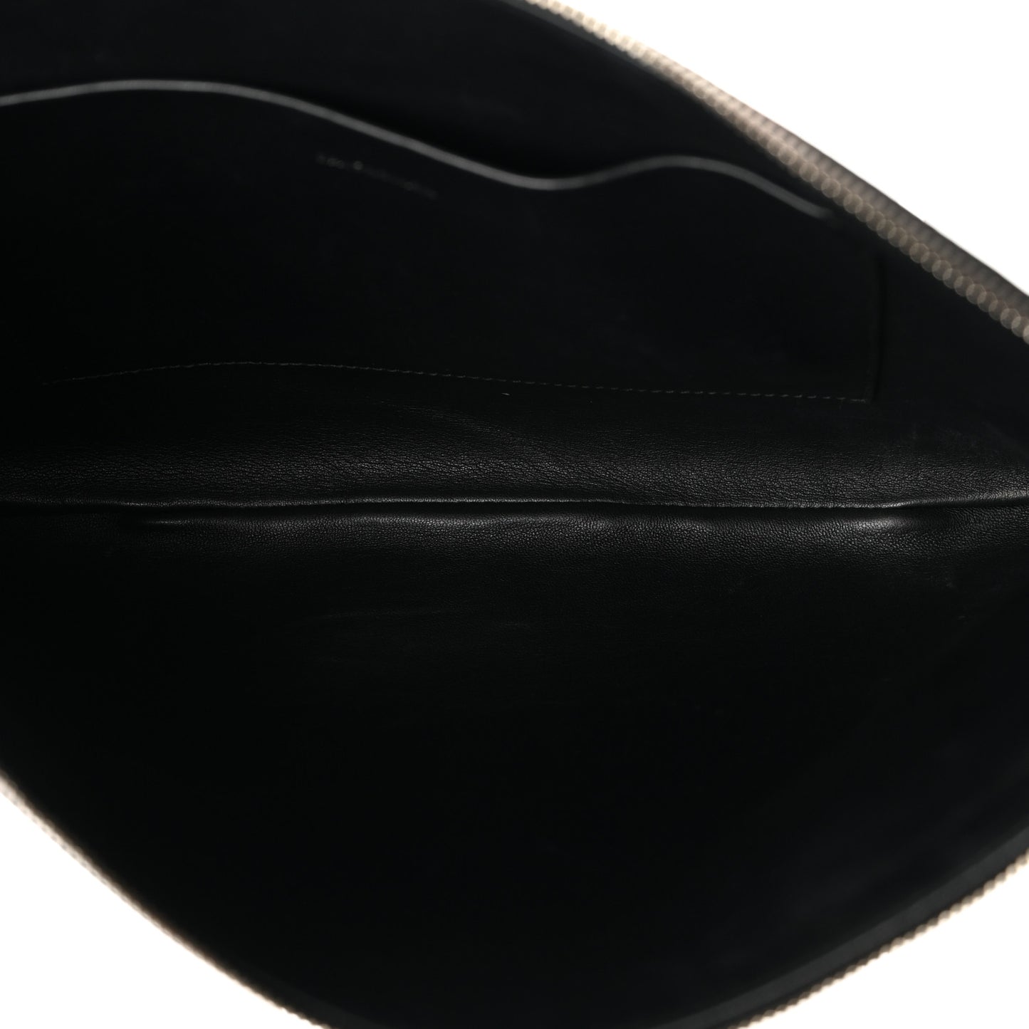 Calfskin Logo Medium Everyday Pouch Black