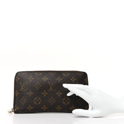 Louis Vuitton Monogram Zippy Wallet Organizer 2 of 7