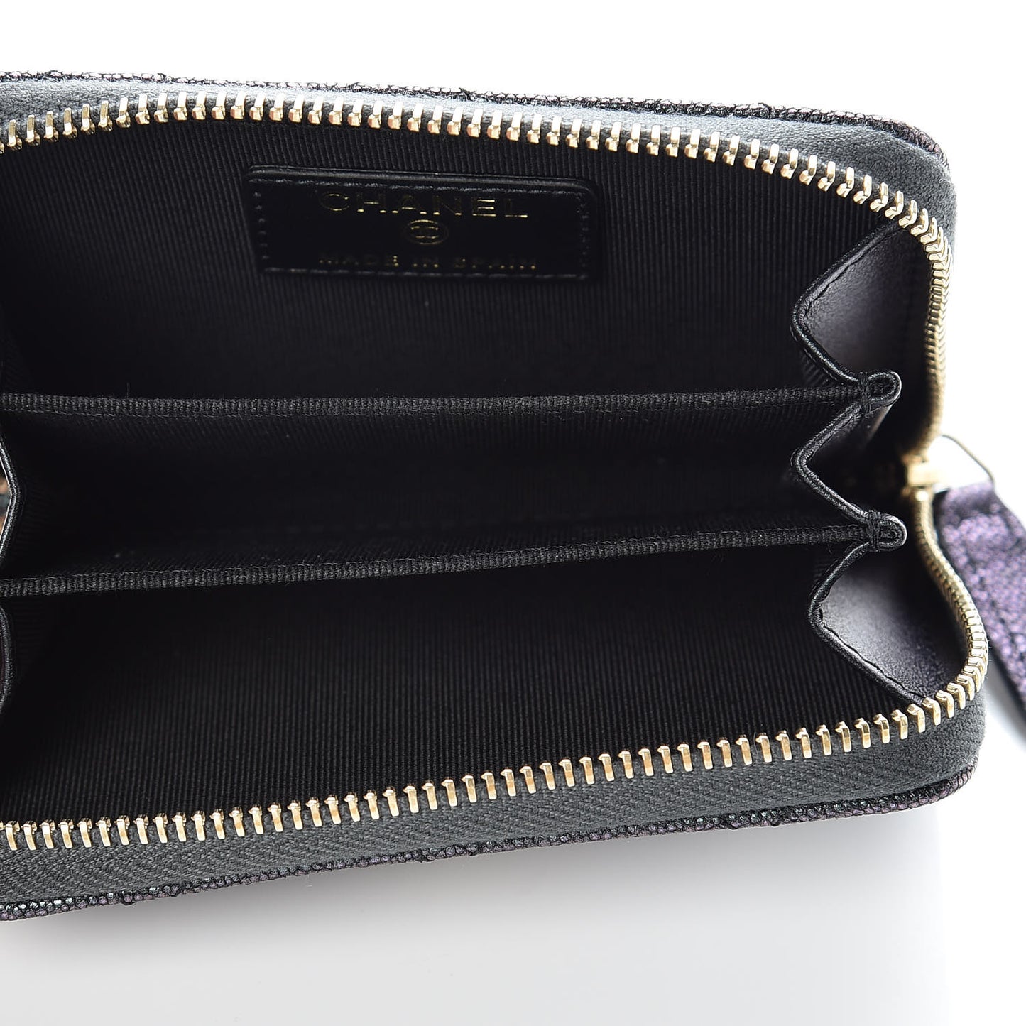 Iridescent Caviar Quilted Zip Coin Purse Black