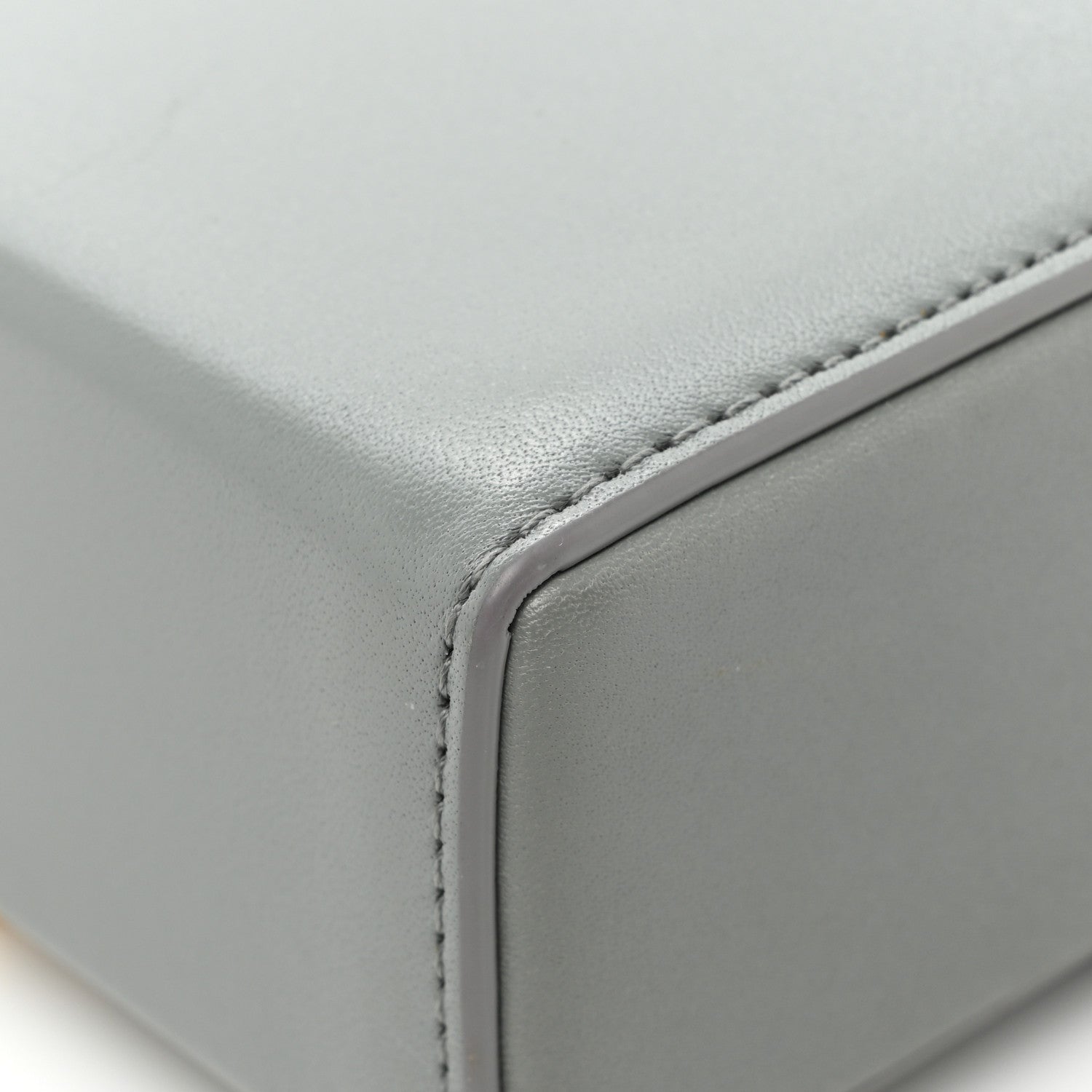 Christian Dior Box Calfskin 30 Montaigne Box Bag Gray 14 of 16
