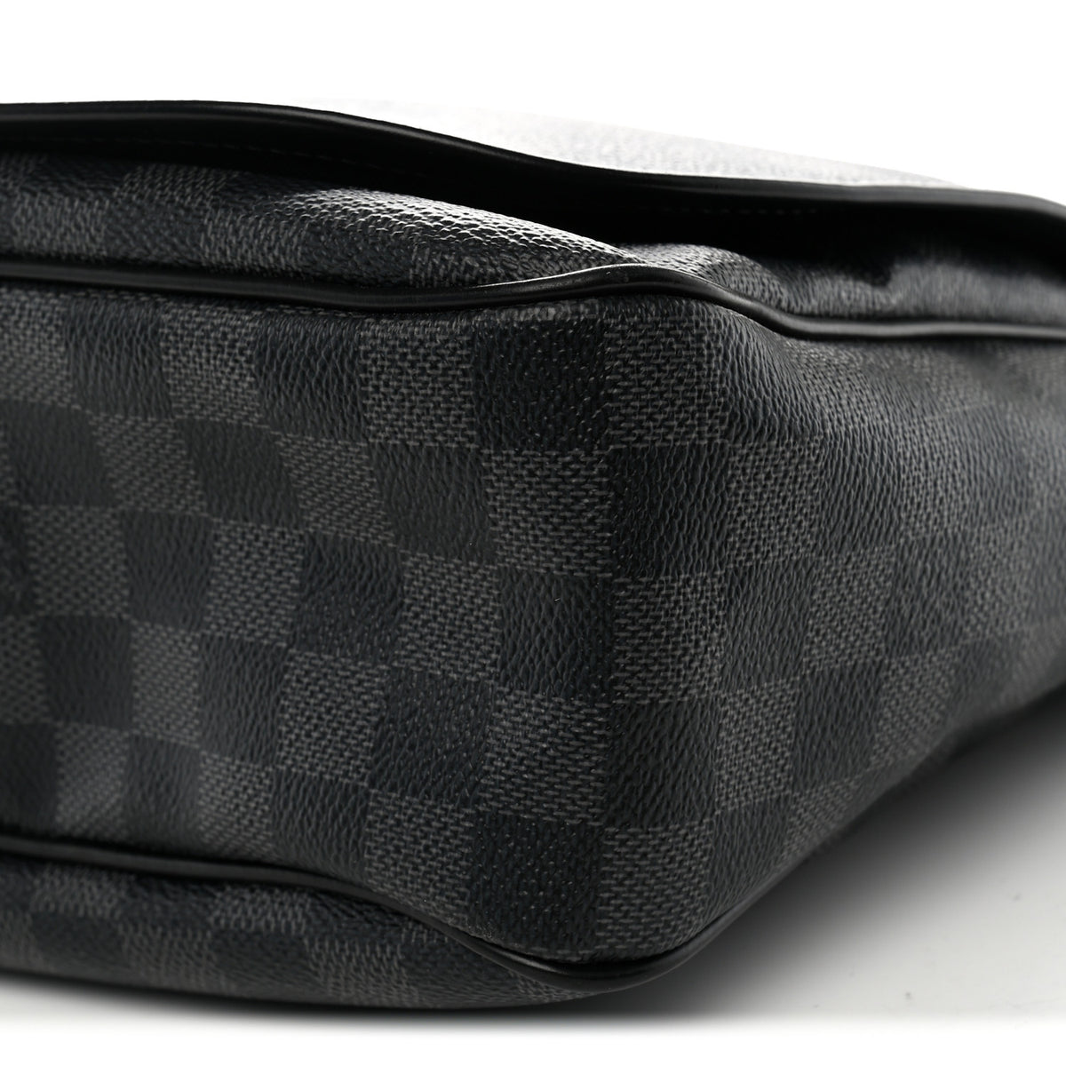 Louis Vuitton Damier Graphite Daniel GM 9 of 13