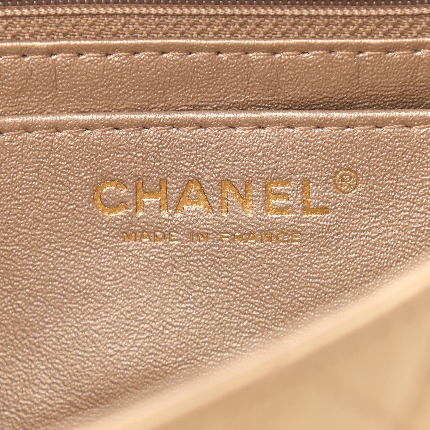Metallic Lambskin Quilted Medium Precious Jewel Single Flap Gold