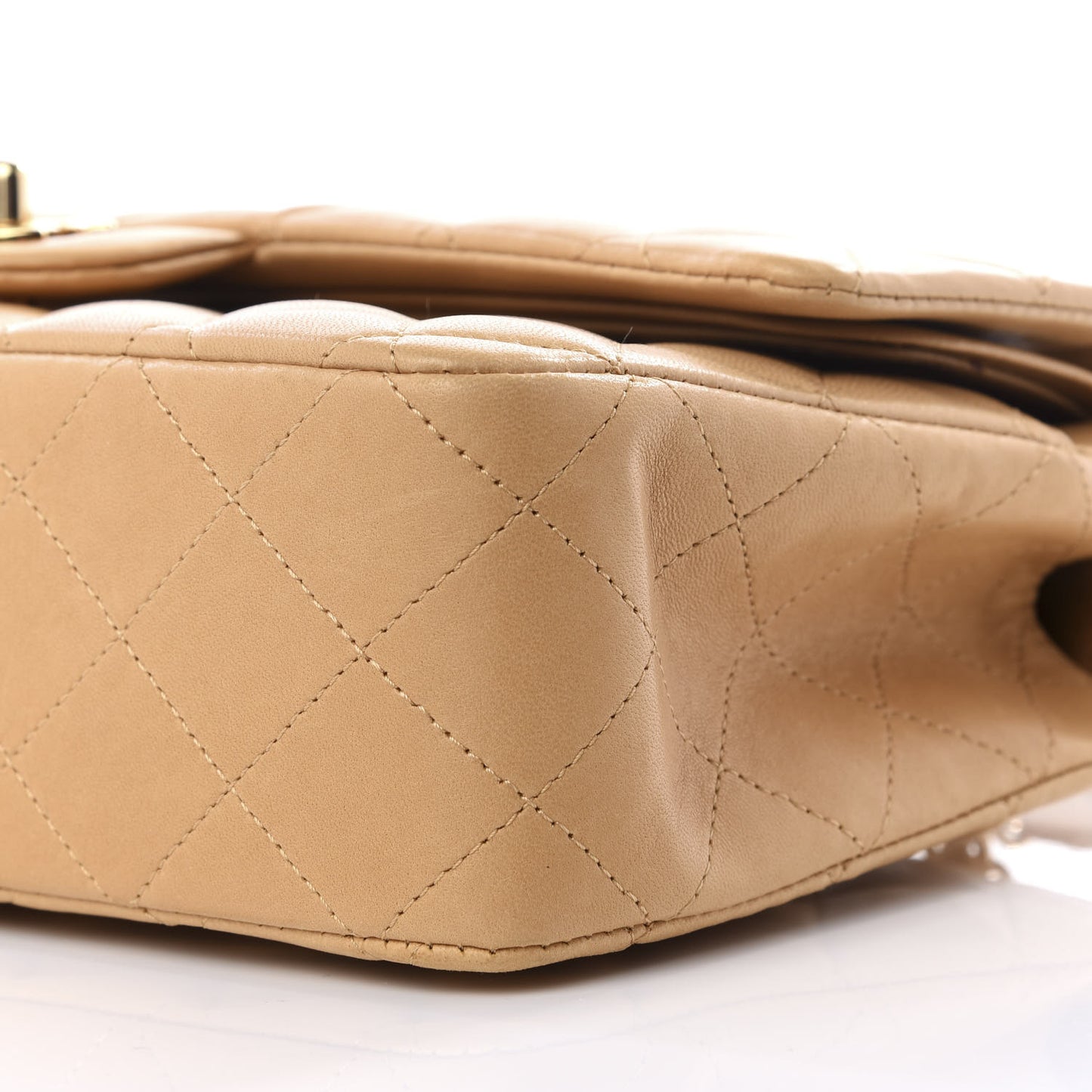 Lambskin Quilted Medium Double Flap Beige