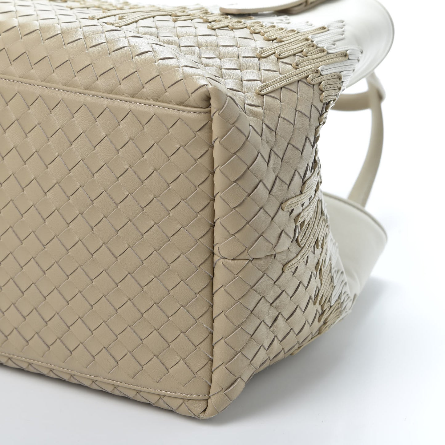 Nappa Intrecciato Medium Flow Wave Tote Mink Mist