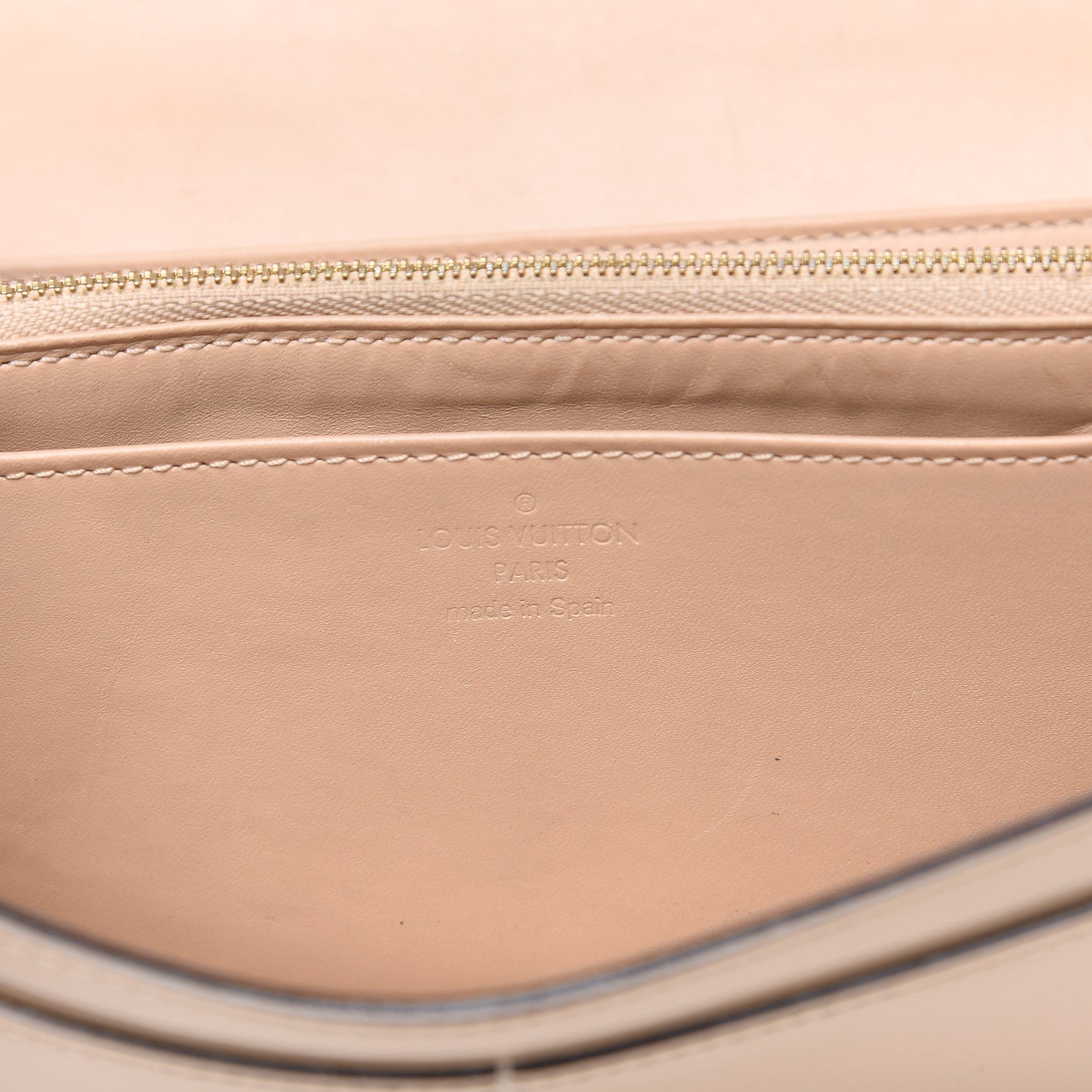 Patent Louise Wallet Dune
