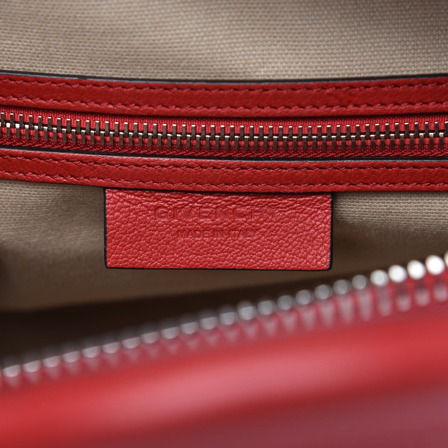 Sugar Goatskin Small Antigona Red