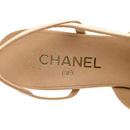 Chanel Goatskin Grosgrain Cap Toe CC Slingback Pumps 39 Beige Black 7 of 9