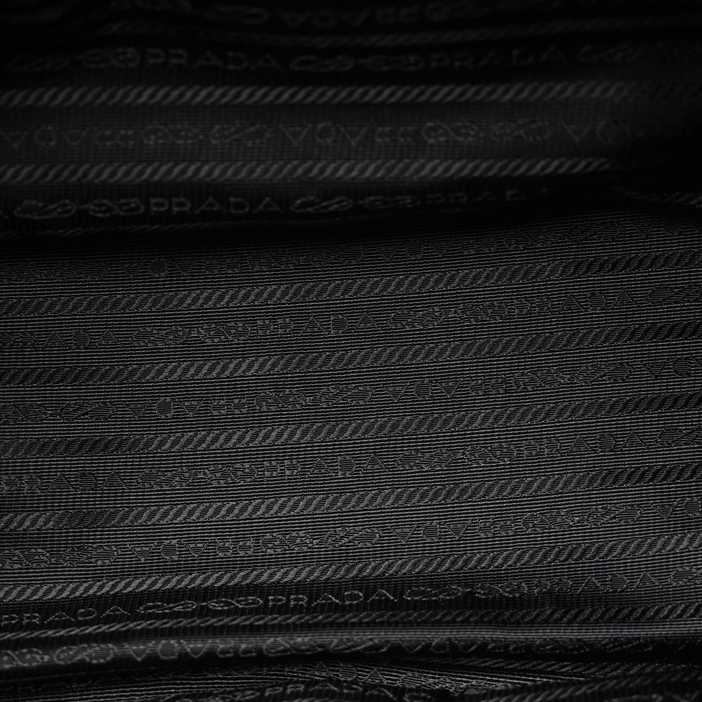 Saffiano Lux Large Galleria Double Zip Tote Black