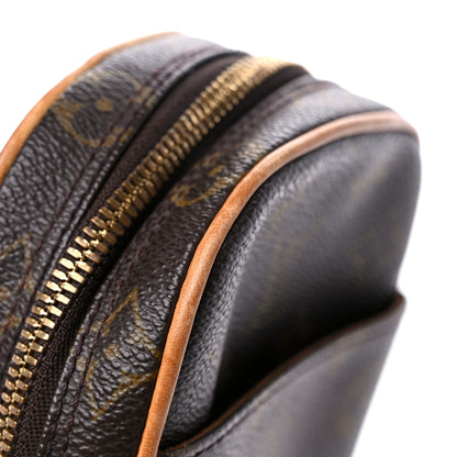 Louis Vuitton Monogram Pochette Gange 13 of 17