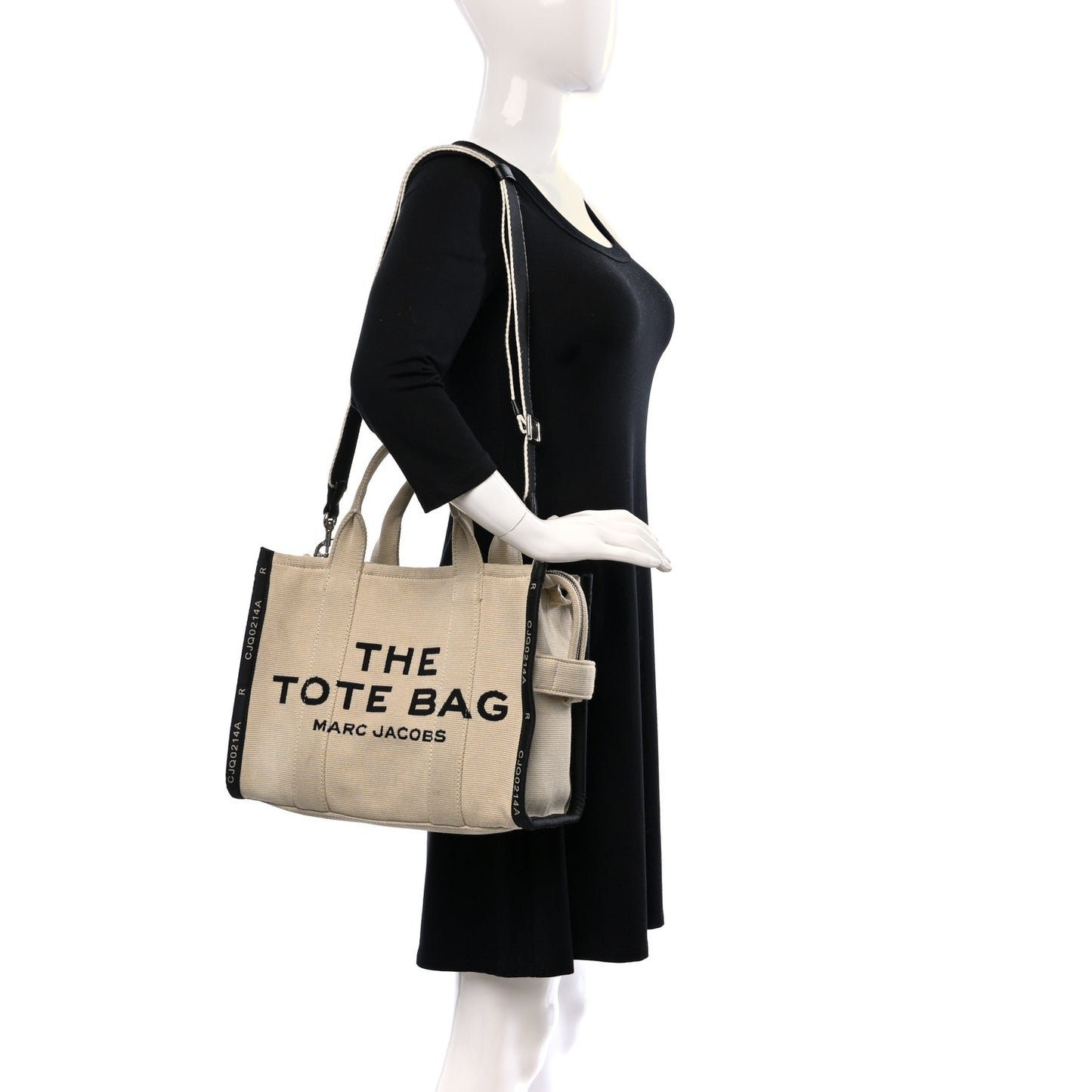 Jacquard Medium The Traveler Tote Bag Warm Sand