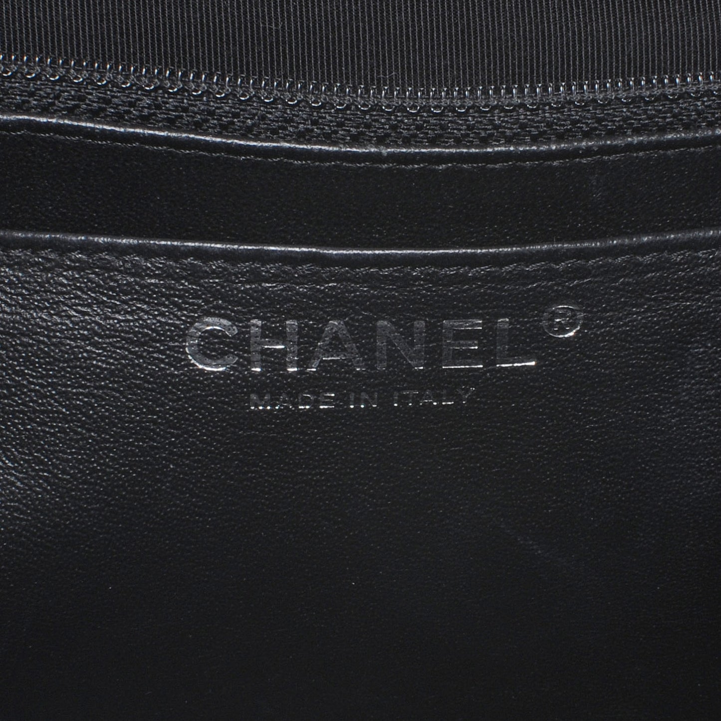 Caviar Maxi Single Flap Black