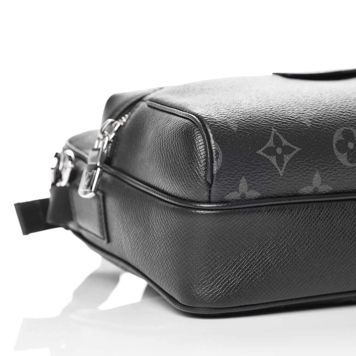 Louis Vuitton Taiga Monogram Eclipse Outdoor Messenger Black 8 of 9