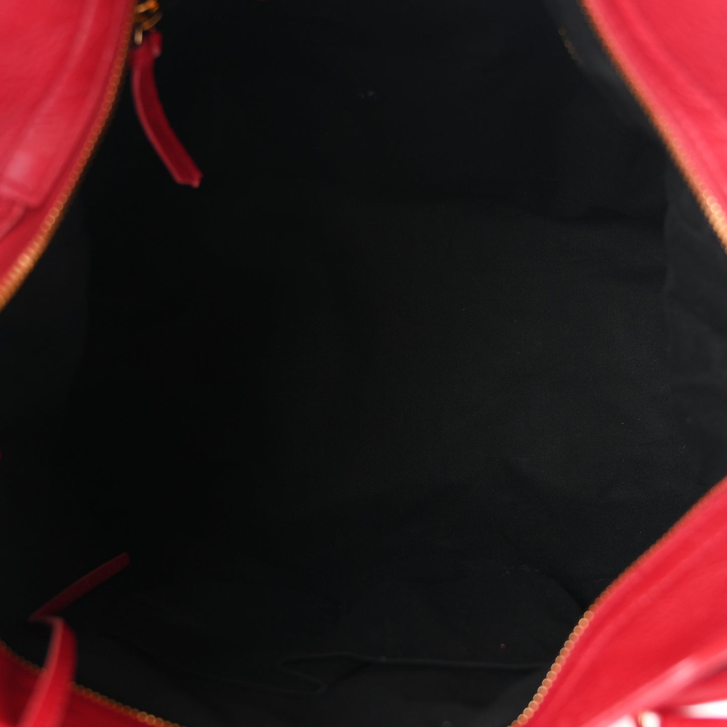 Agneau Classic Gold Hardware Velo Rouge Sapphire