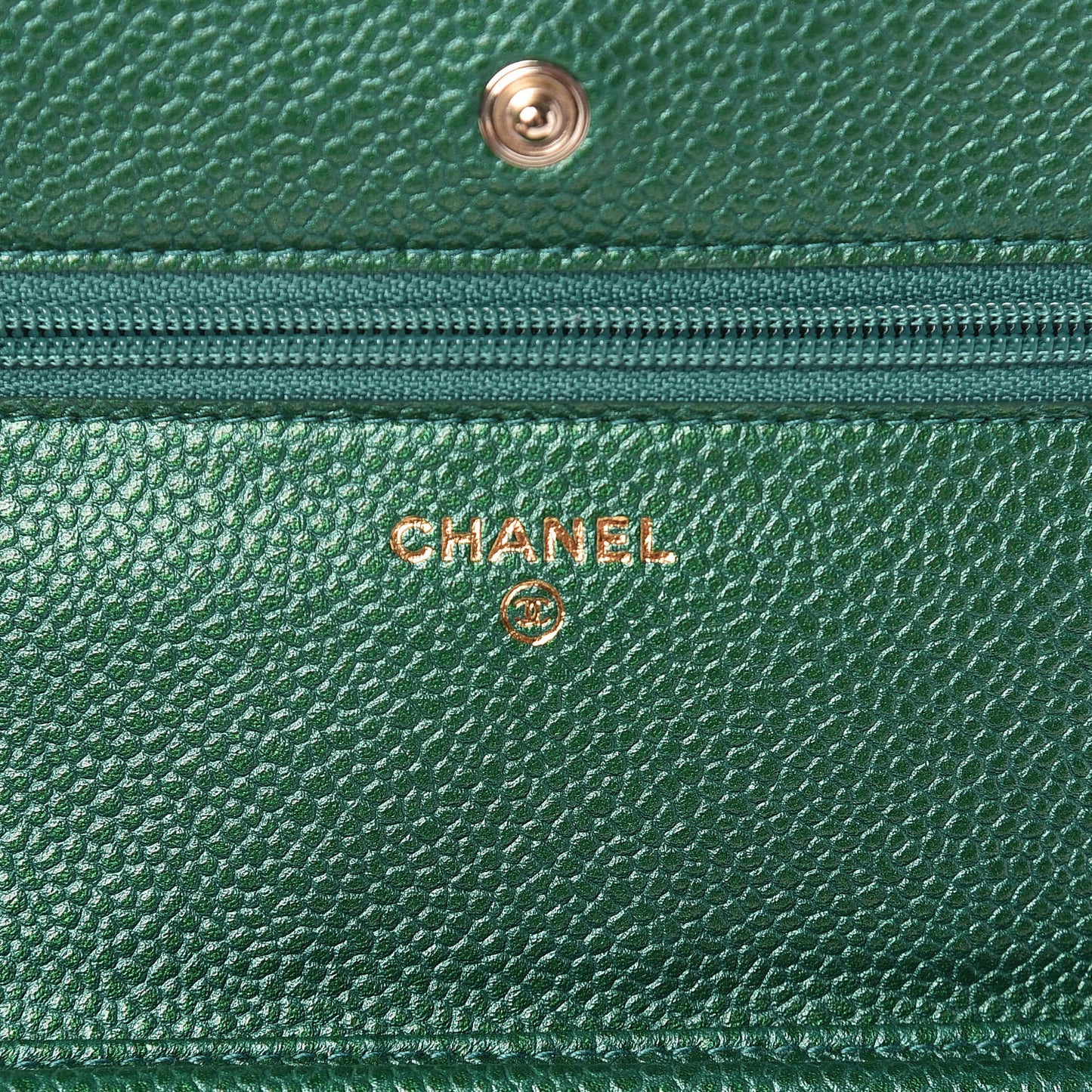 Metallic Caviar Quilted Wallet On Chain WOC Green