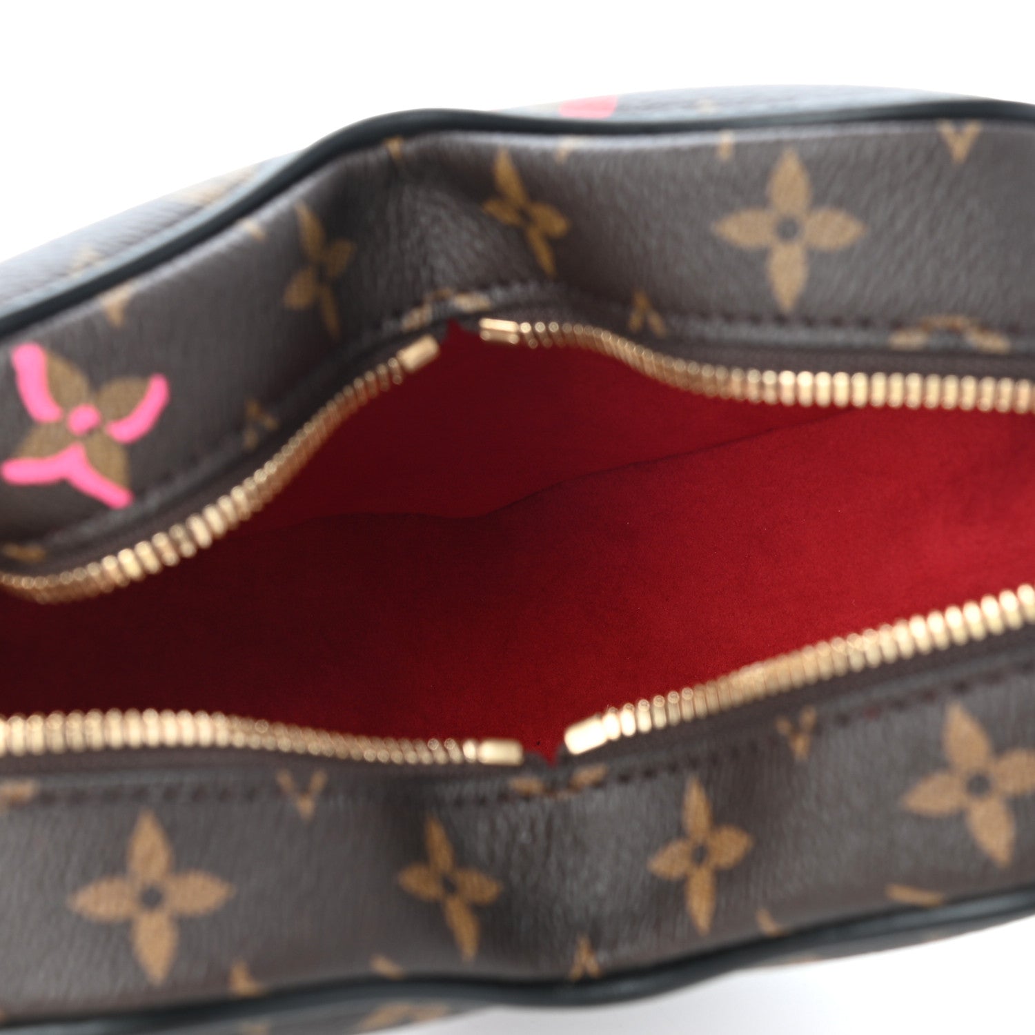 Louis Vuitton Monogram Fall In Love Sac Coeur 4 of 5