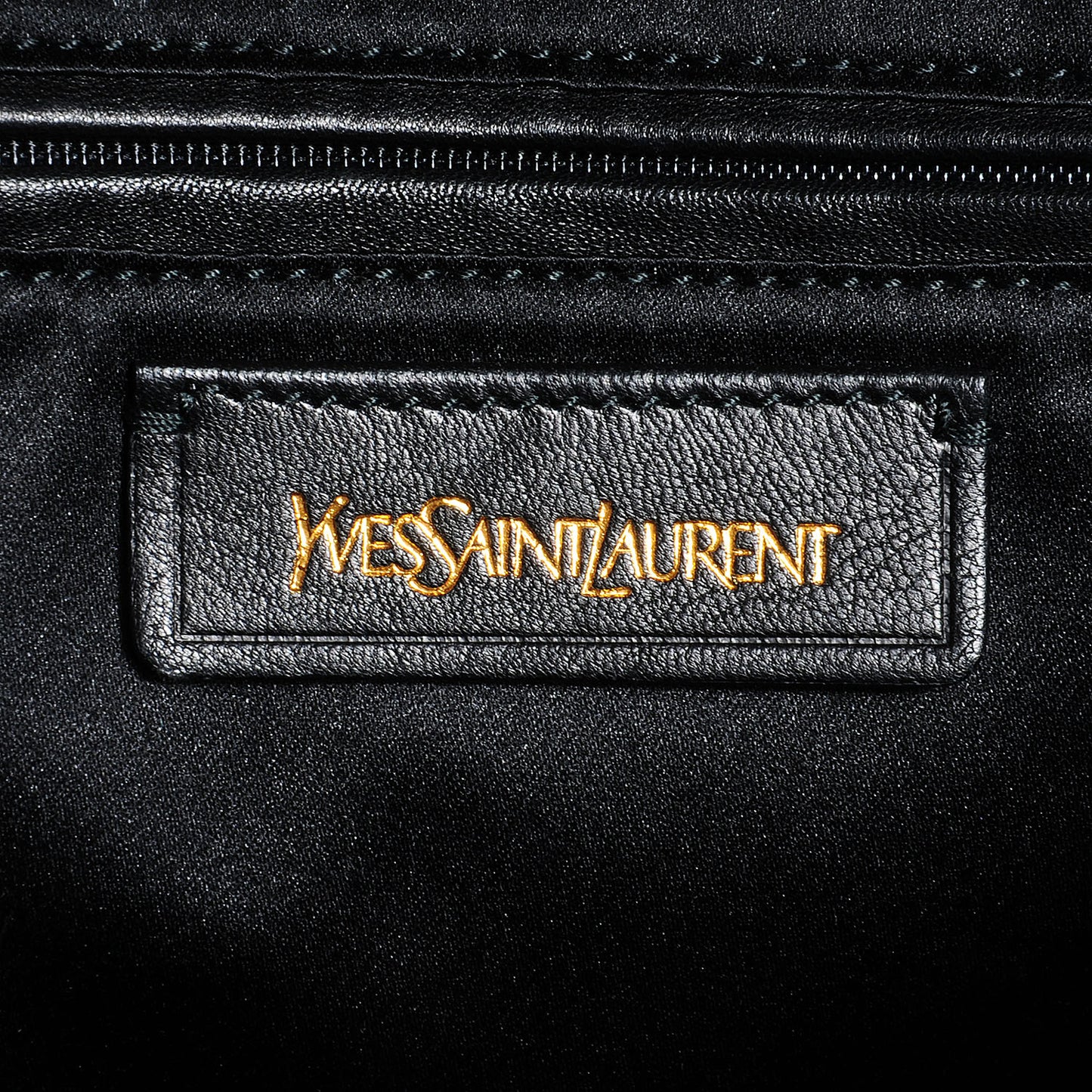 Calfskin Large Muse Black