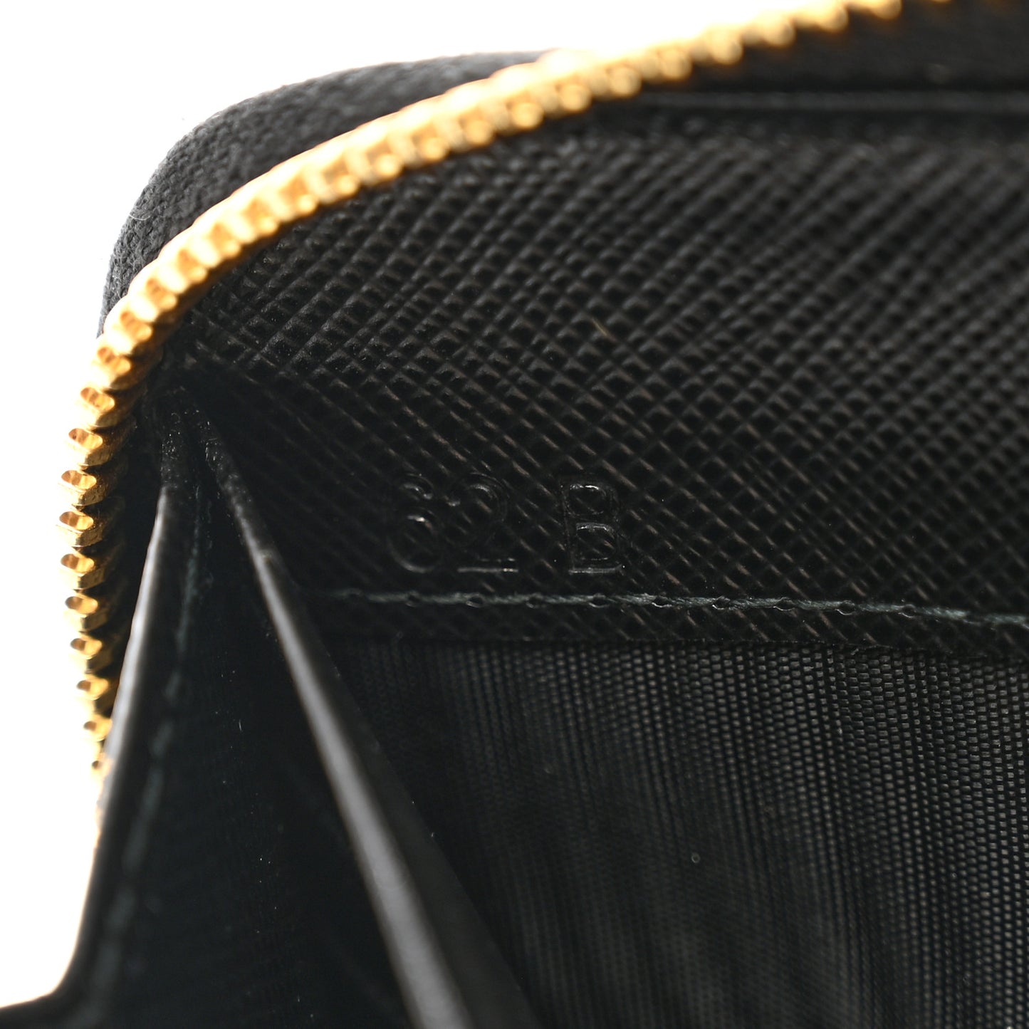 Saffiano Fiocco Bow Zip Around Wallet Black