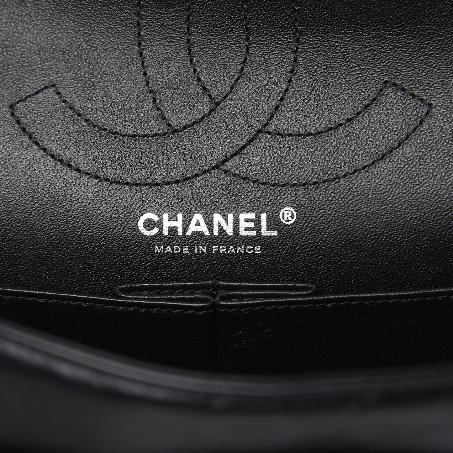 Aged Calfskin Chevron Quilted 2.55 Reissue 226 So Black