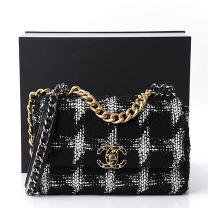 Chanel Tweed Quilted Medium 19 Flap Black White 12 of 12