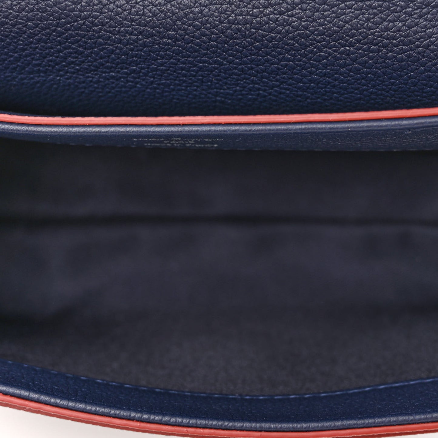Calfskin Lockme II Chain Bag BB Marine Rouge
