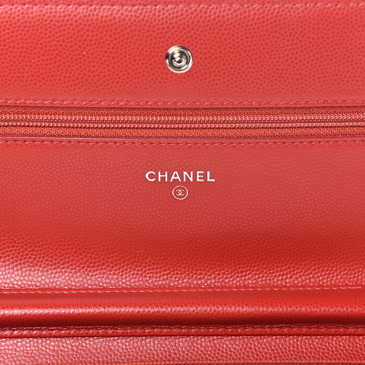 Caviar Chevron Quilted Wallet On Chain WOC Red