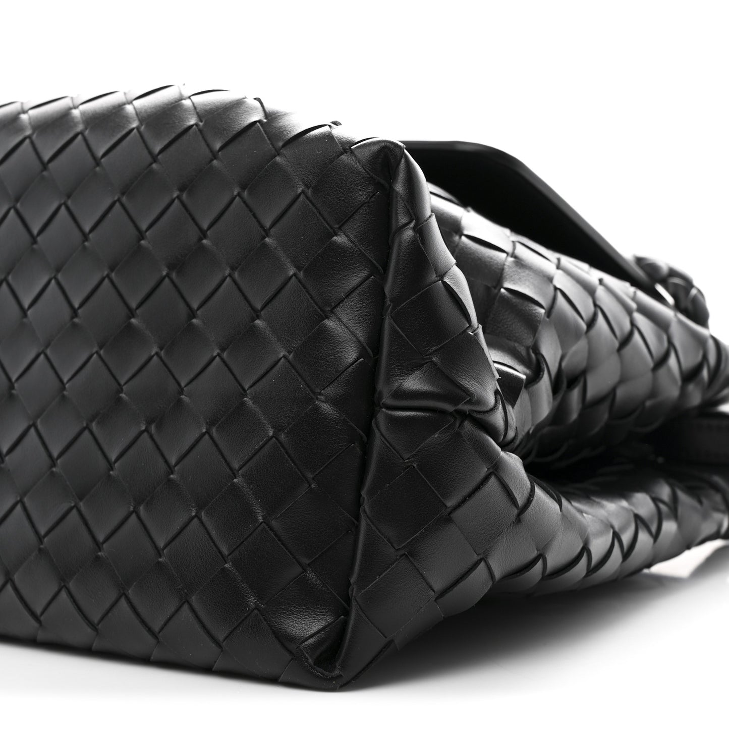 Calfskin Intrecciato Medium Andiamo Messenger Bag Black