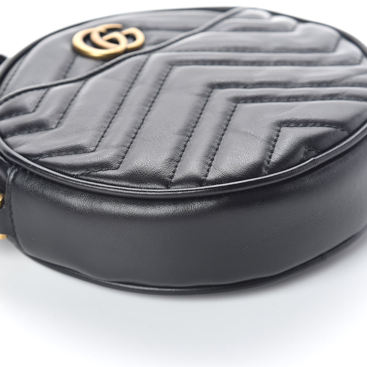 Gucci Calfskin Matelasse GG Marmont Round Wrist Wallet Black 7 of 8