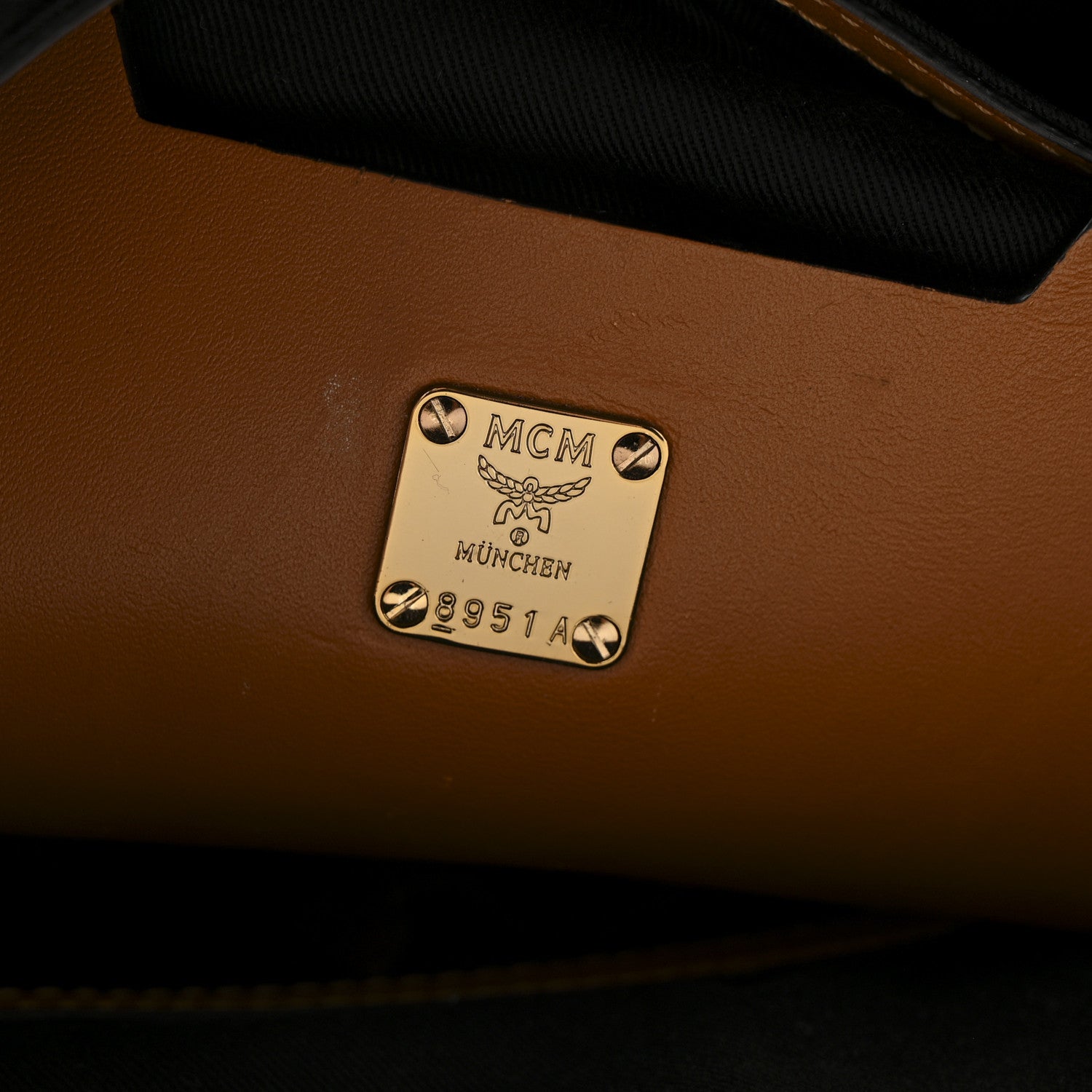 MCM Calfskin Visetos Ottomar Messenger Cognac 6 of 15